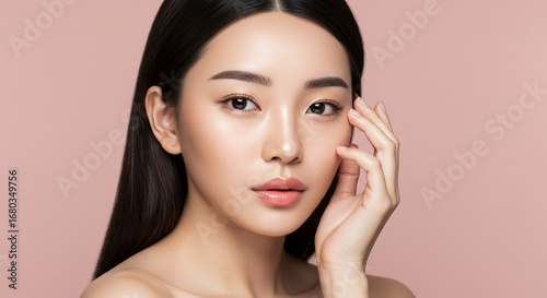 アジアンビューティな美容系モデル、アジア人、韓国人、日本人