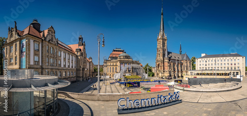 Kulturhauptstadt Chemnitz 2025 mit der Chemnitzer Oper, St. Petri Kirche und Kunstsammlungen Chemnitz