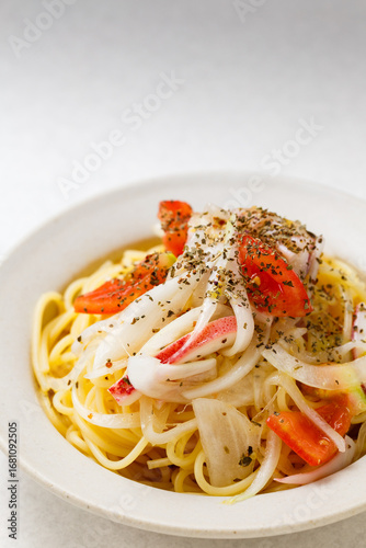 イカとトマトの冷製パスタ