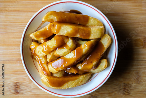 Chunky Fried Chips With Beef Gravy