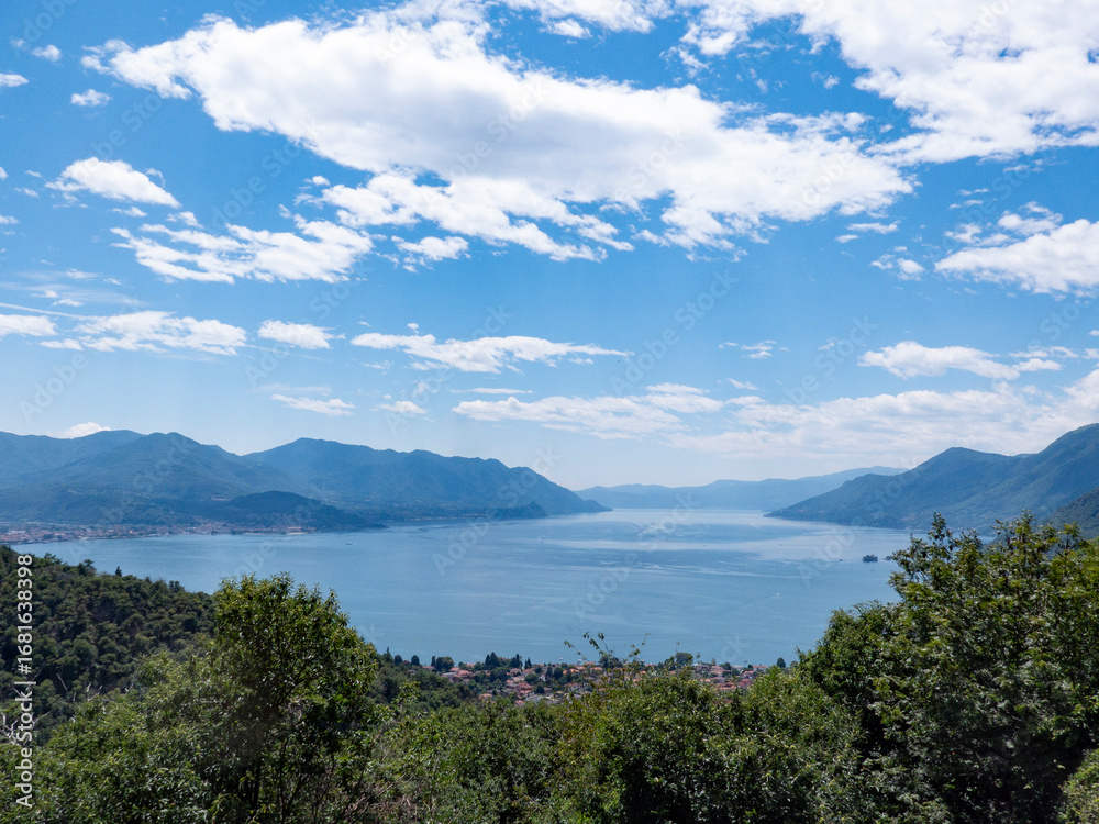 Naklejka premium Valli del Verbano (Italia - Svizzera), Lago Maggiore, Cannobbio, Centrovalli, Locarno, Gambarogno, Val Veddasca