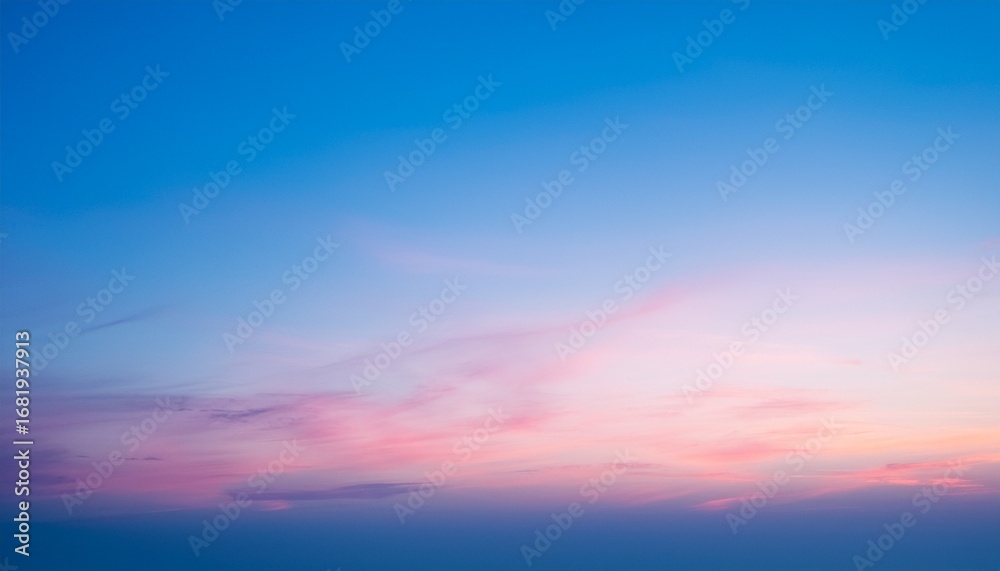 Obraz premium gentle twilight sky with soft gradient background blending blue and pink hues