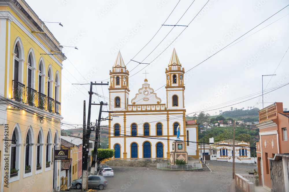 Obraz premium IGREJA DE BANANEIRA NA PARAÍBA VISTA DA ESTRADA LONDE, MUITO LINDA (BANANEIRA CHURCH IN PARAÍBA VIEWED FROM THE LONDE ROAD, VERY BEAUTIFUL)
