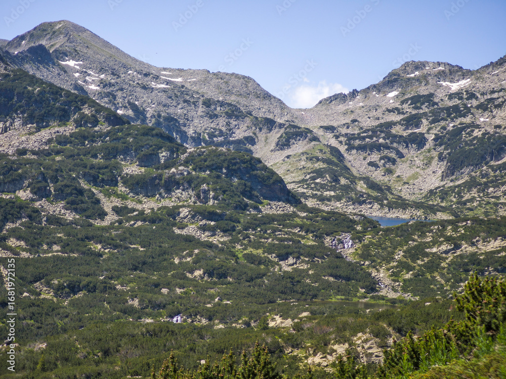 Obraz premium Pirin Mountain near Popovo Lake, Bulgaria
