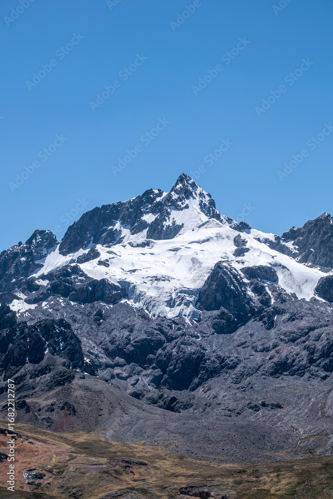 Fototapeta premium Majestic snowcapped mountain in Peruvian Andes