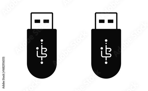 WebModern black and white graphic icons of USB flash drives, symbolizing data transfer and digital storage solutions for technology and business concepts.