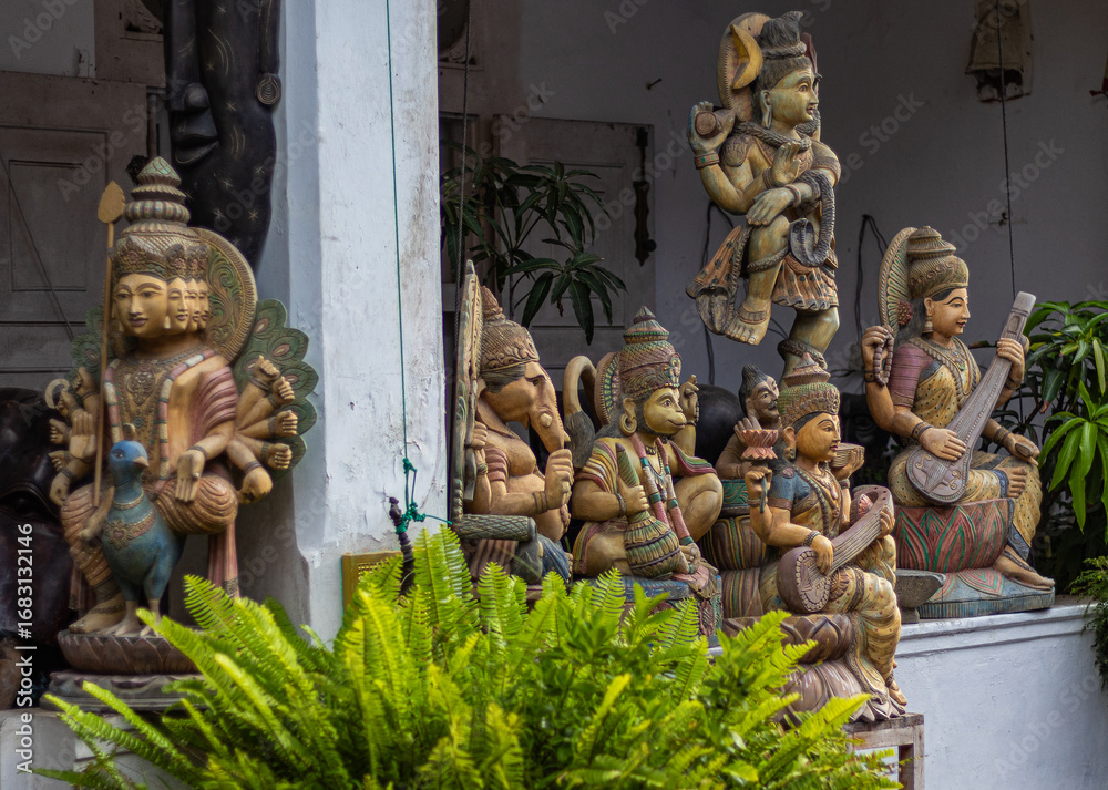 Fototapeta premium Group of anciant god sculpture statues in the display in Sri lanka