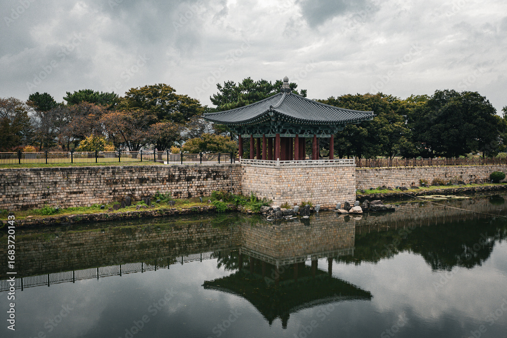Fototapeta premium Donggung Palace & Wolji Pond in Gyeongju ancient catital of South Korea