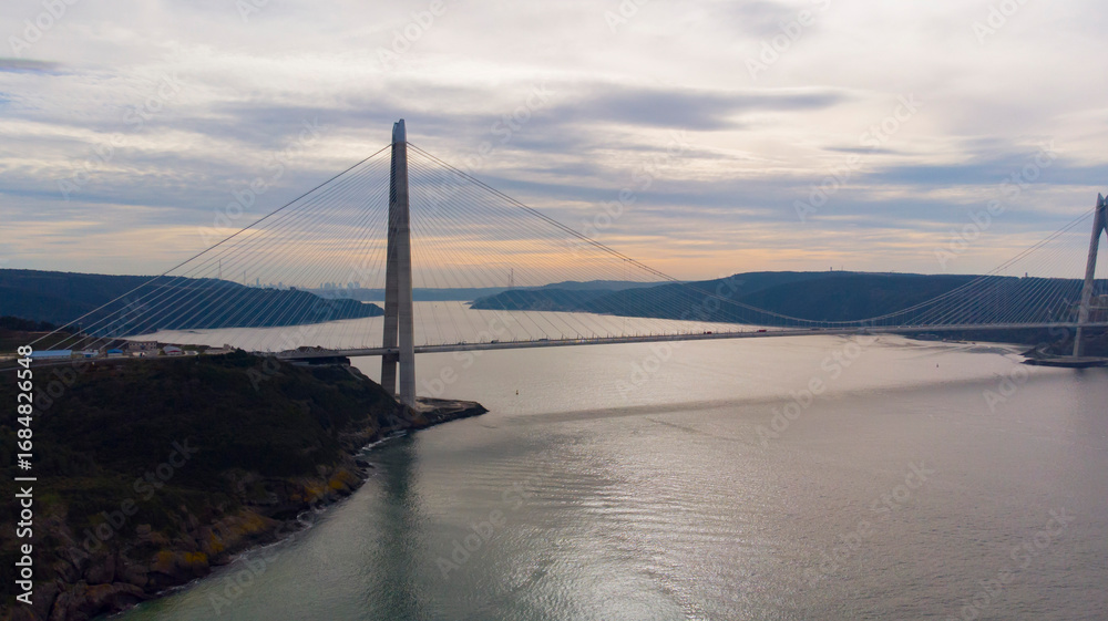 Obraz premium Aerial view of Yavuz Sultan Selim Bridge