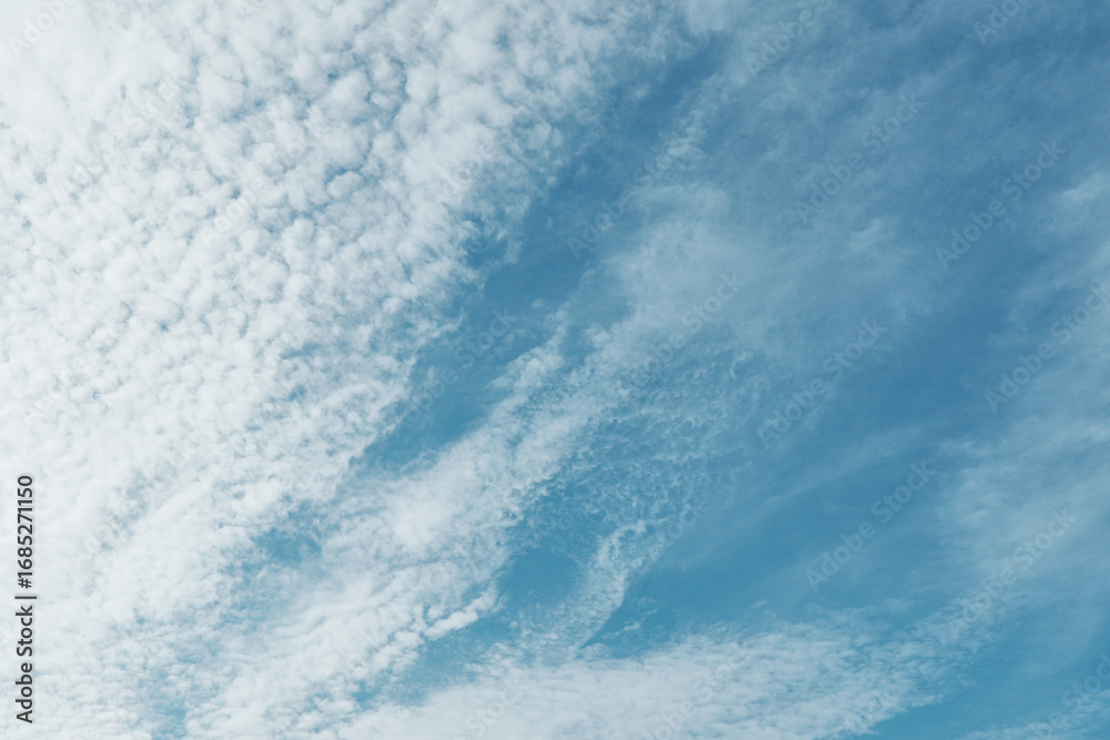 Obraz premium clouds in the blue sky