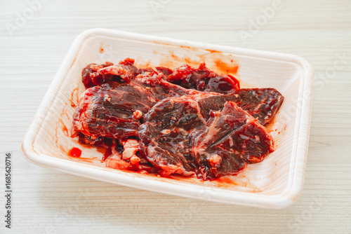 パック入り焼肉用味付け牛サガリ
