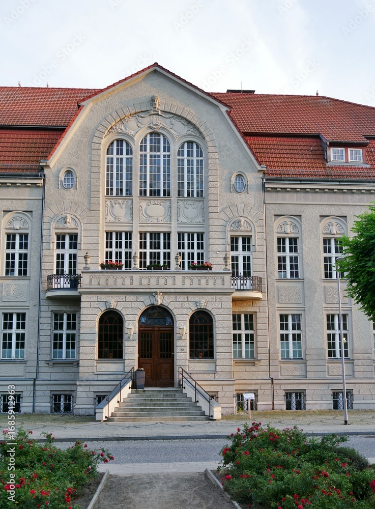 Naklejka premium Rathaus Sassnitz früheres Wärmehaus