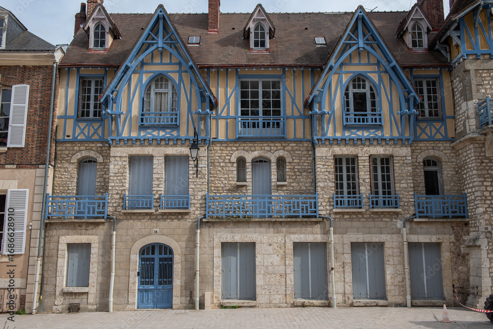 Naklejka premium Walking in and around the city of Chartres, France
