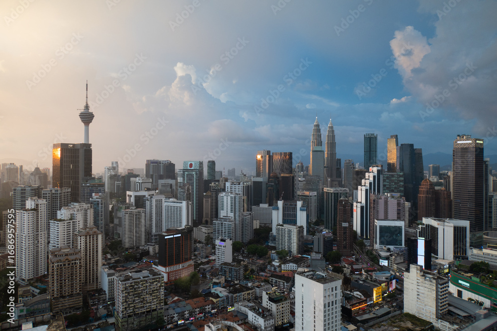 Fototapeta premium Kuala Lumpur skyline, Bukit Bintang