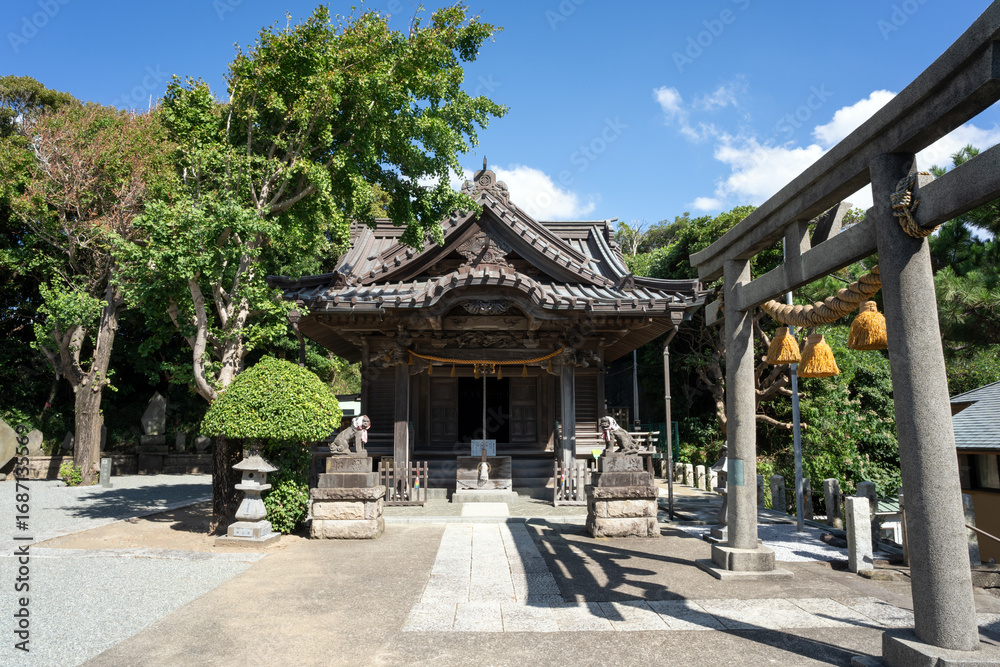 Fototapeta premium 小動神社 鎌倉市腰越