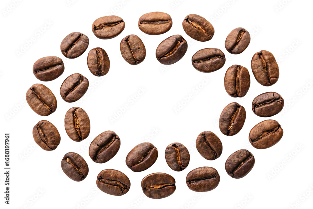 Obraz premium Roasted coffee beans arranged in circle isolated on white background