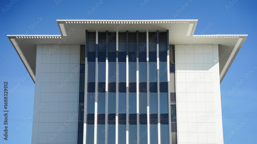 Obraz premium modern office building with windows