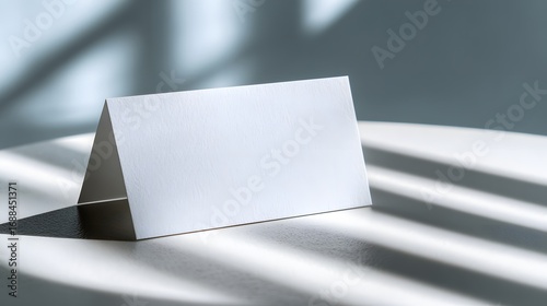 Table card standing perfectly upright casting