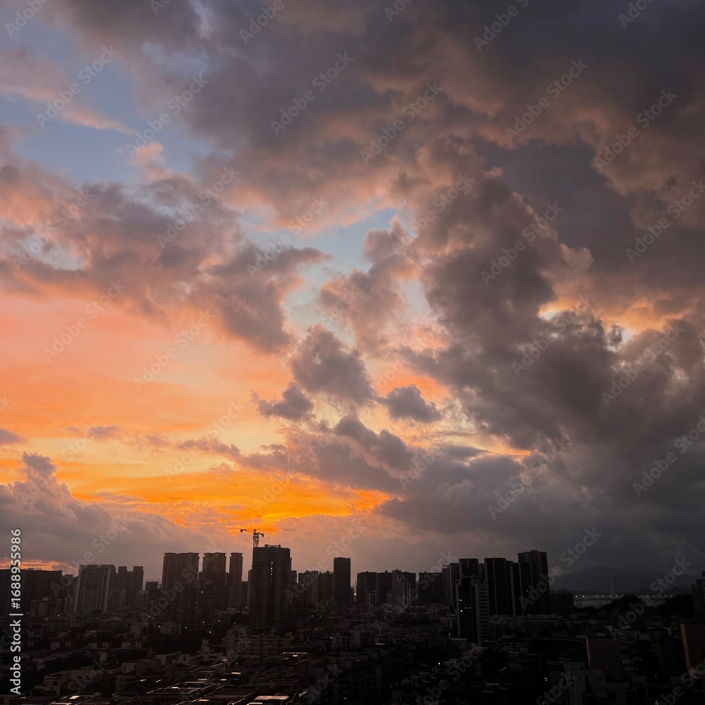 Fototapeta premium sunset over the city