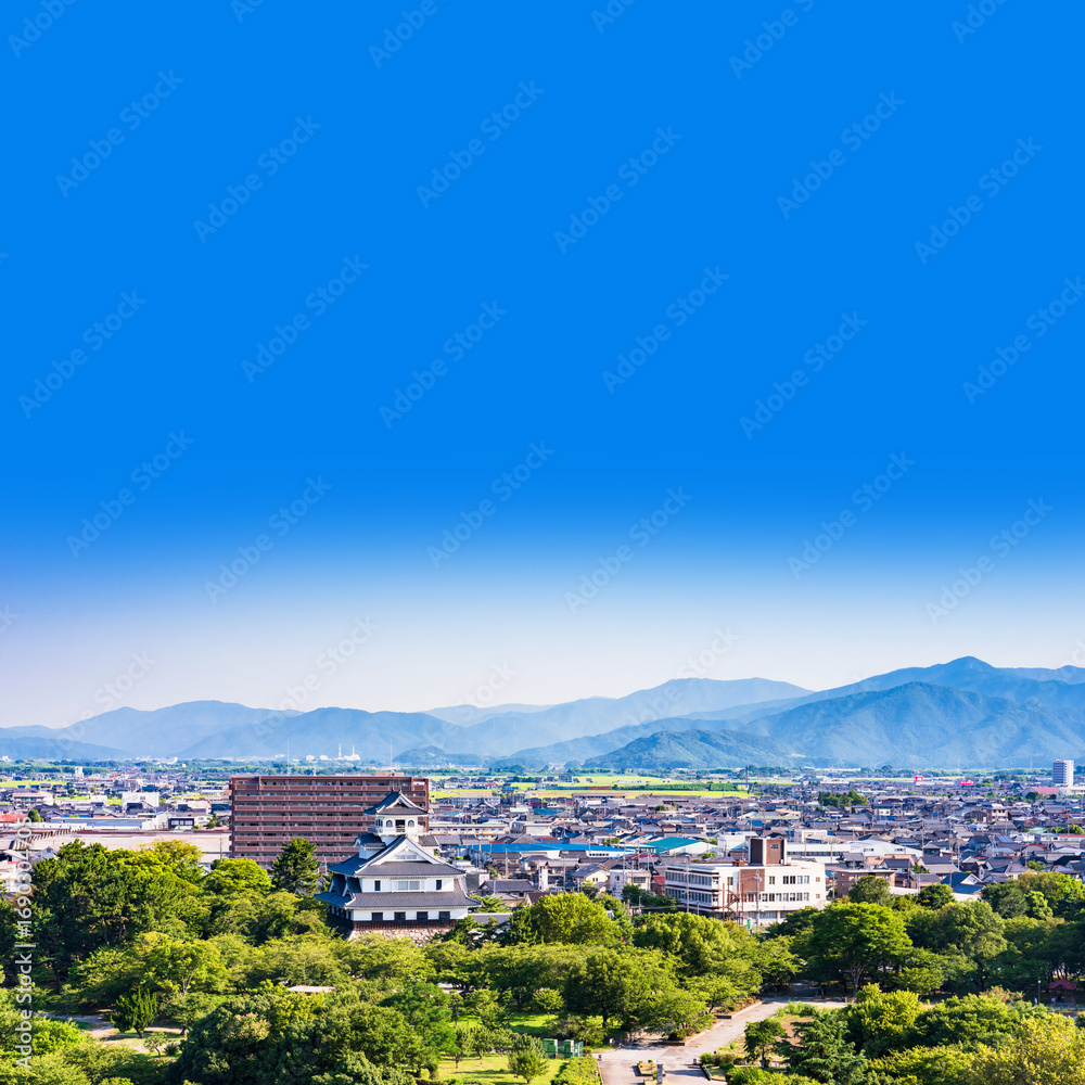 Fototapeta premium 長浜 の 街 を 一望 する 【 滋賀県 長浜市 の パノラマビュー ・ 空撮 】