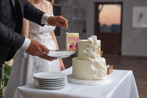 Wedding cake, piece of cake, cut cake, white cake, loaf, wedding pie, wedding, bride and groom