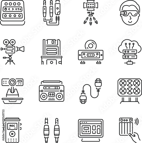 Set of Multimedia Tools Linear Icons 

