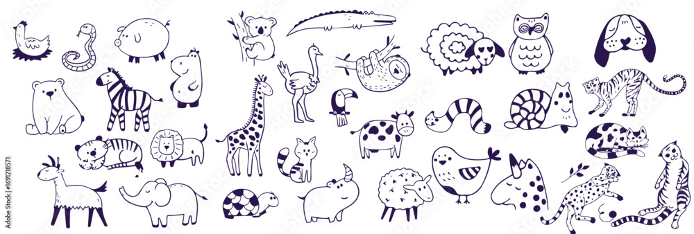 Naklejka premium Collection of hand drawn cute animals cute Doodle Sketch set of drawings in child style
