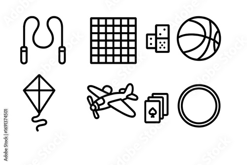 Picnic Game Icons. Outline icon set of picnic games: skipping rope, chessboard, domino set, ball, kite, toy