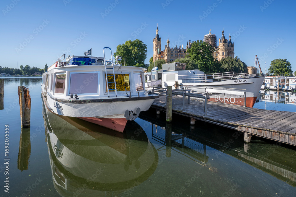 Fototapeta premium The Schwerin Castle and marina view in Schwerin Town of Germany