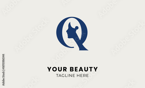 Minimal logo woman beauty with letter P. Feminine, body treatment and modern logo concept.
