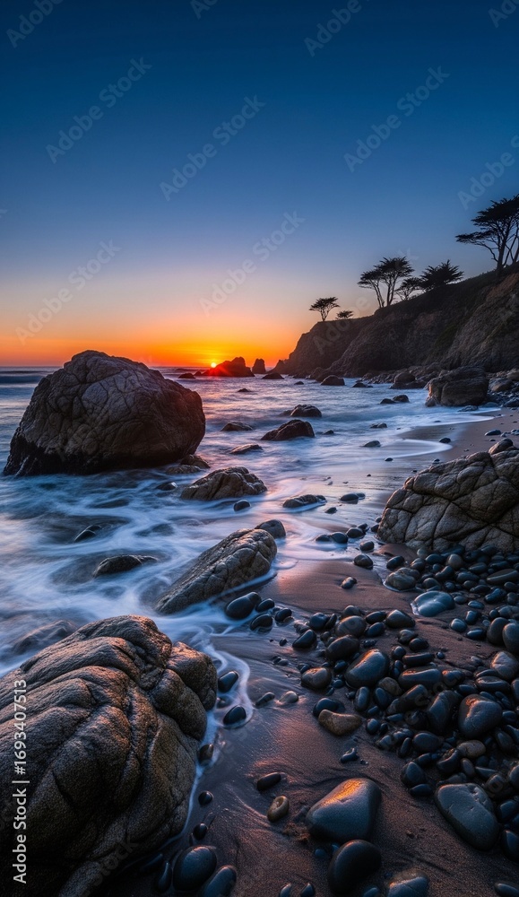 Obraz premium sunset over the sea background