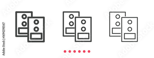 Speaker icon. Thin line icon vector