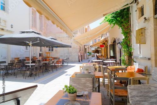 Fototapeta Naklejka Na Ścianę i Meble -  cosy street of Rethymno, Crete, Greece