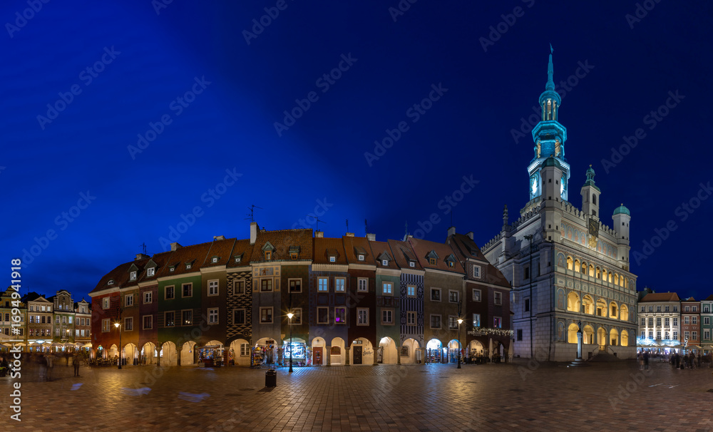 Obraz premium Poznan Old Market Square at Sunset