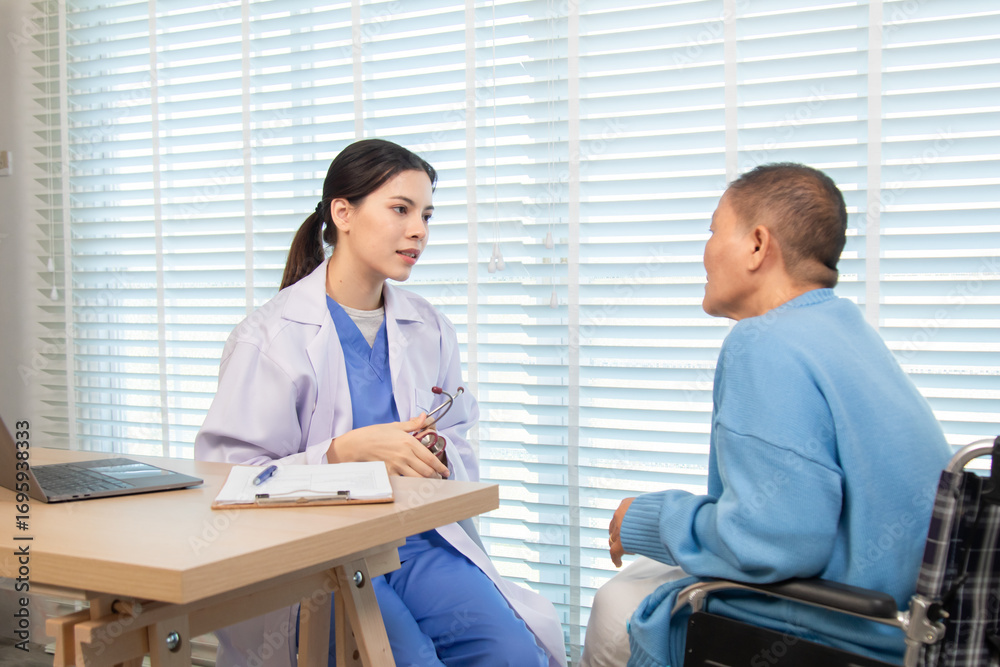 Obraz premium Elderly woman and caregiver or specialist nurse support kneels beside wheelchair, heartfelt conversation build trust communication while holding hands, boosting confidence recovery wellbeing in clinic