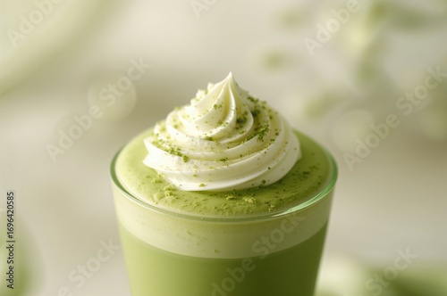 Creamy whipped green tea la...