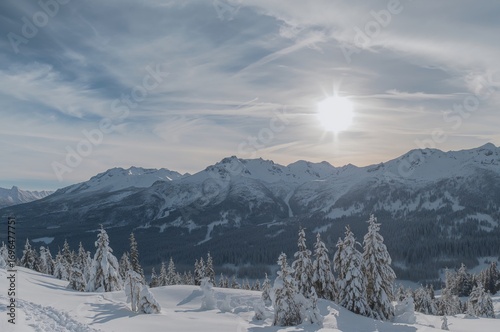 Fototapeta Naklejka Na Ścianę i Meble -  Stunning snowy mountain scenery in winter