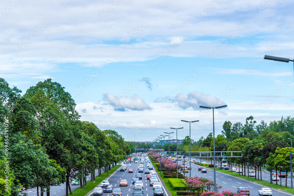 Fototapeta premium The traffic road landscape of the fifth section of the South Third Ring Road in Chengdu, Sichuan Province, China