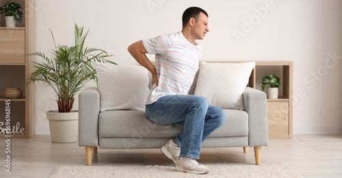Young man suffering from ba...