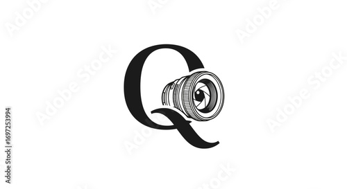 Q letter combined with detailed photographic lens creates stylish monogram logo emblem