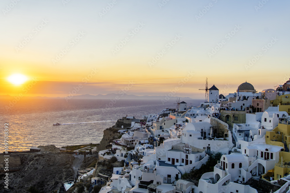 Fototapeta premium The beautiful scenery of Santorini (Greece, Oia) -149