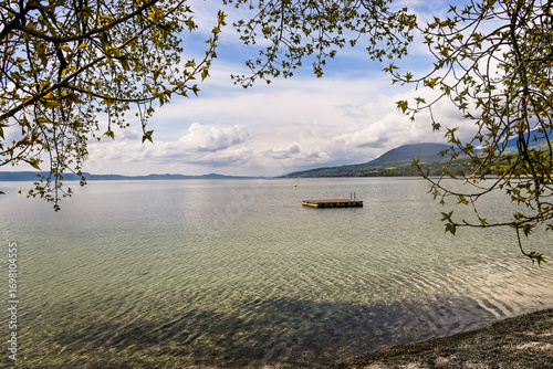 Bevaix, La Pointe du Grain, Neuenburgersee, Seeufer, Uferweg, Wassservögel, Naturschutz, Strand, Wassersport, Frühling, Neuenburg, Schweiz