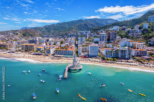 Playa Los Muertos en Puerto Vallarta Mexico