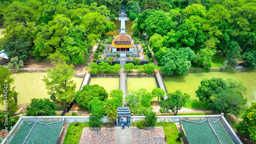 Foto Aerial view of the beautiful Royal Tomb of Minh Mang King, Hue city, Vietnam