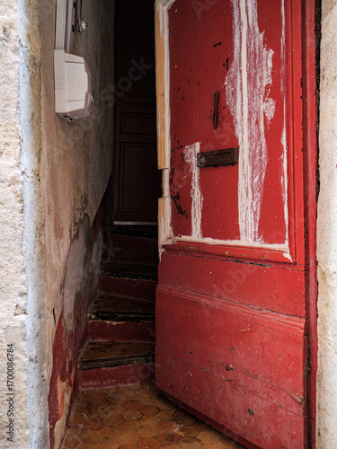 Grasse, Provence Alpes Cote d'Azur, France, Var, 9/1/25. La ville de parfum. Grasse, Provenza, Francia, 9/1/25. La città dei profumi del sud della Francia con la vista sul mar mediterraneo