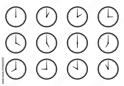 24時間、色々な時刻を示すアナログ時計のセット