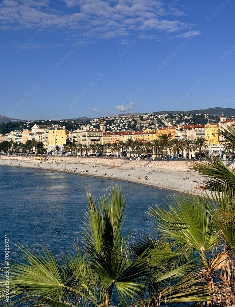 Obraz premium view of the city of the sea, French riviera