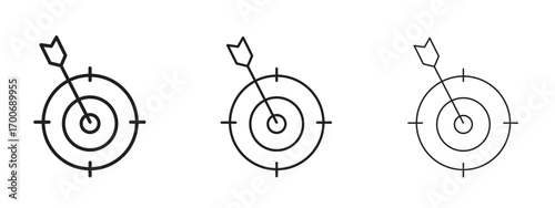 Target icon Illustration Eps10. Line with editable stroke