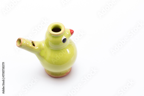 Silbato pajarito de cerámica y agua