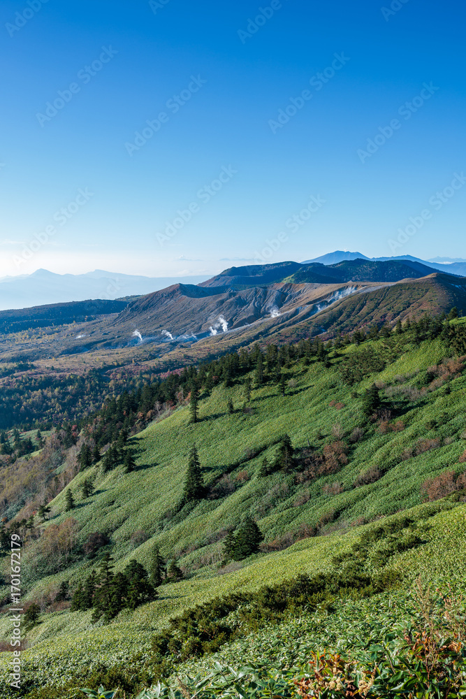 Fototapeta premium Spectacular view of Mt. Shirane in summer from Shibu Pass, Shiga Kogen.